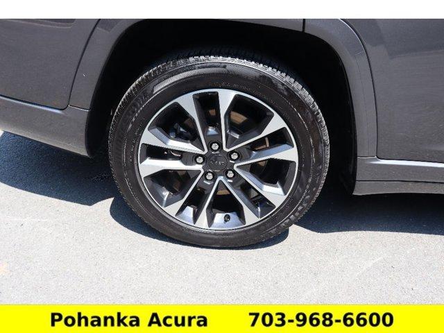 Photo of 2021 Baltic Gray Metallic Clearcoat Jeep Grand Cherokee L