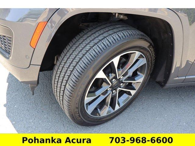 Photo of 2021 Baltic Gray Metallic Clearcoat Jeep Grand Cherokee L