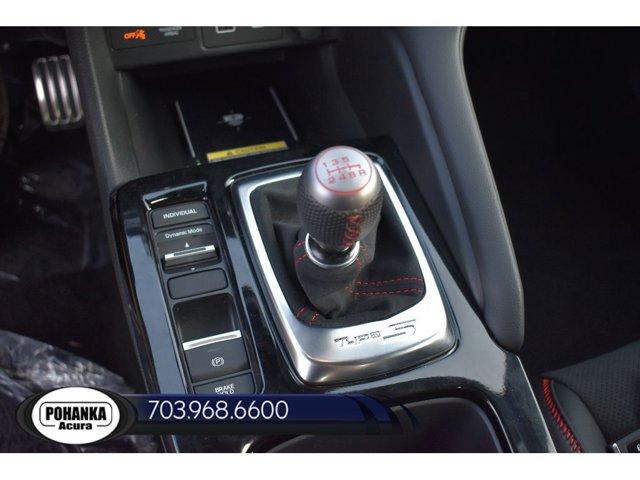 Photo of 2025 Platinum White Pearl Acura Integra