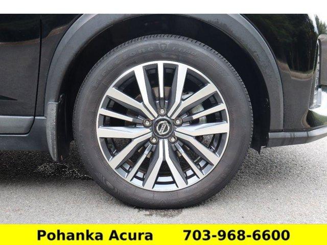 Photo of 2021 Super Black Nissan Kicks