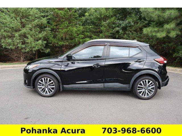 Photo of 2021 Super Black Nissan Kicks