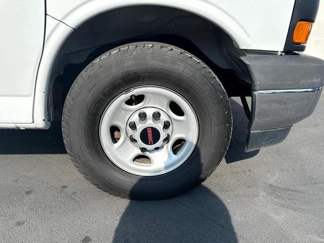 Photo of 2018 White GMC Savana 2500