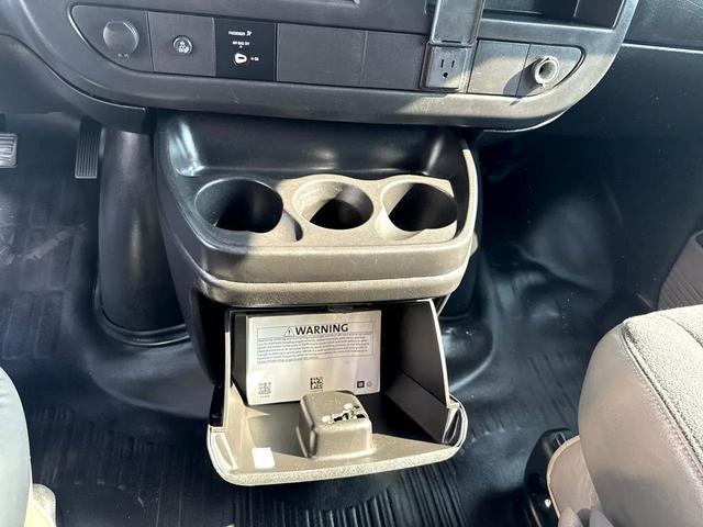 Photo of 2018 White GMC Savana 2500