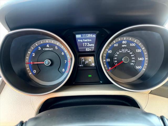 Photo of 2016 Blue Hyundai Elantra GT