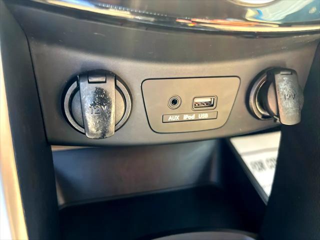 Photo of 2016 Blue Hyundai Elantra GT