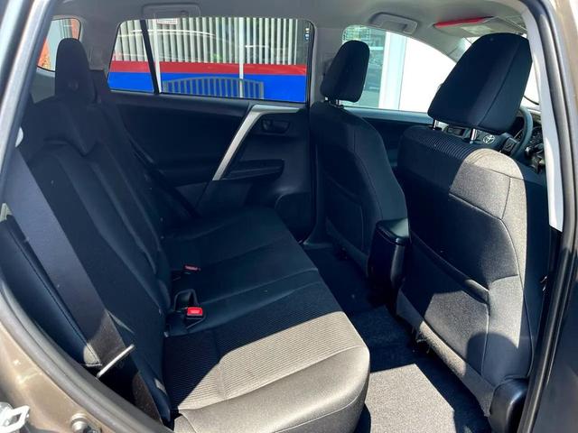 Photo of 2015 Bronze Toyota RAV4