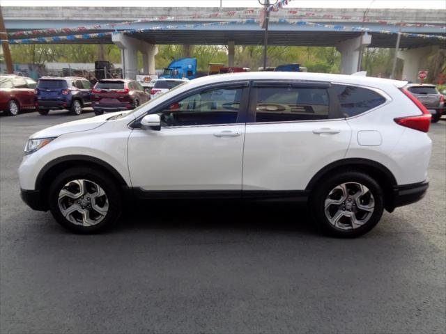 Photo of 2019 White Honda CR-V