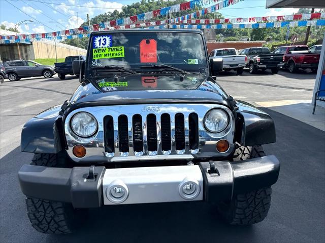 Photo of 2013 Black Jeep Wrangler Unlimited