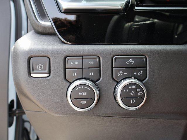 Photo of 2025 Summit White GMC Sierra 1500