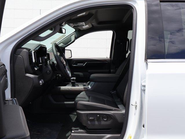 Photo of 2025 Summit White GMC Sierra 1500