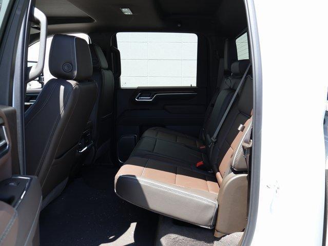 Photo of 2025 White Frost Tri-Coat GMC Sierra 2500