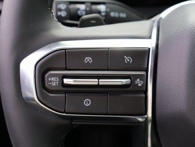 Photo of 2025 Summit White GMC Acadia