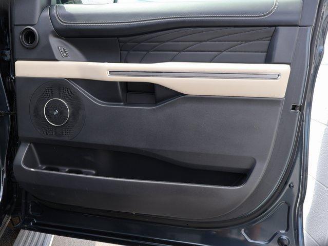 Photo of 2024 Stone Blue Metallic Ford Expedition