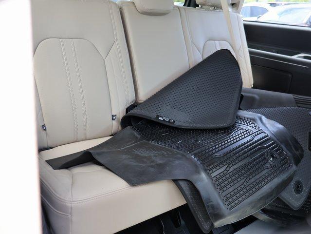 Photo of 2024 Stone Blue Metallic Ford Expedition