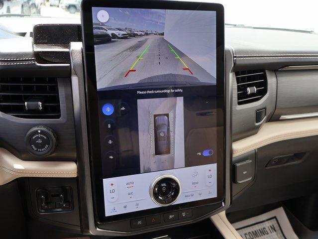 Photo of 2024 Stone Blue Metallic Ford Expedition