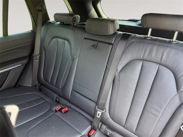 Photo of 2022 Jet Black BMW X5