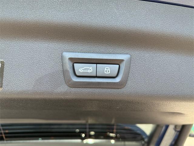 Photo of 2025 Blue Metallic BMW X1