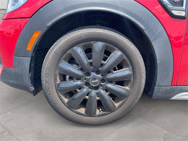 Photo of 2023 Chili Red MINI Countryman