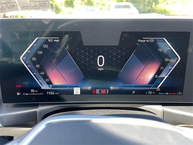 Photo of 2025 Black Sapphire Metallic BMW 330