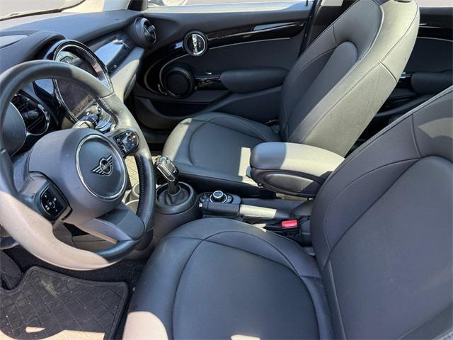 Photo of 2023 Island Blue MINI Hardtop