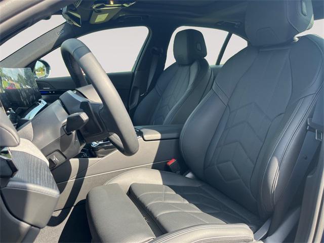 Photo of 2025 Blue Metallic BMW 530