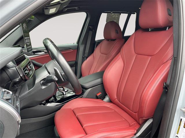 Photo of 2023 Gray Metallic BMW X3