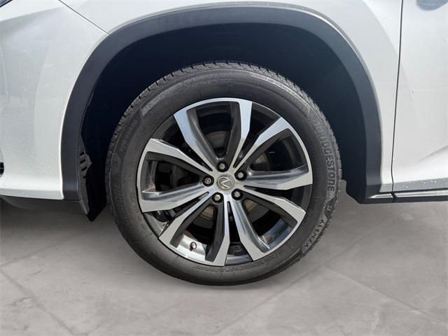 Photo of 2016 White Pearl Lexus RX 350