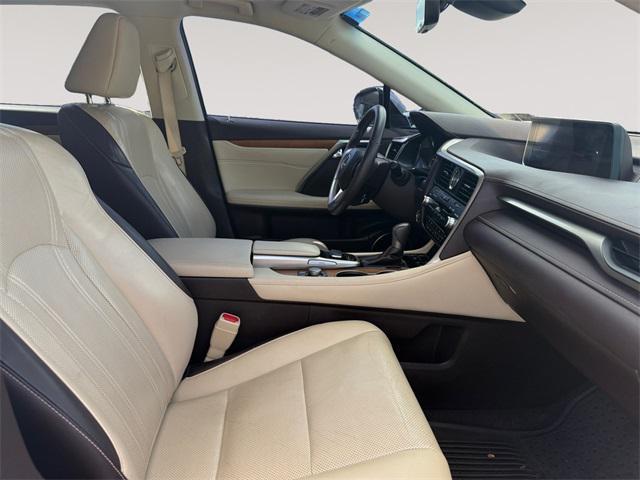 Photo of 2016 White Pearl Lexus RX 350