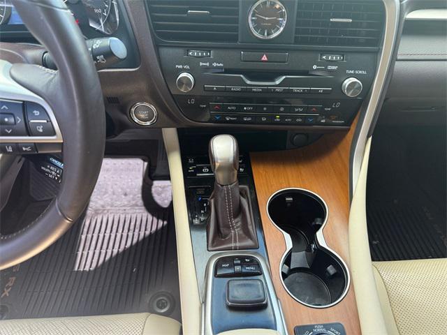 Photo of 2016 White Pearl Lexus RX 350