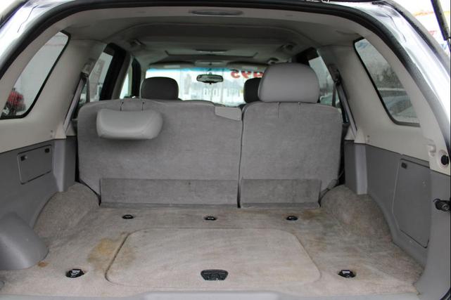 Photo of 2007 Moondust Metallic Chevrolet Trailblazer