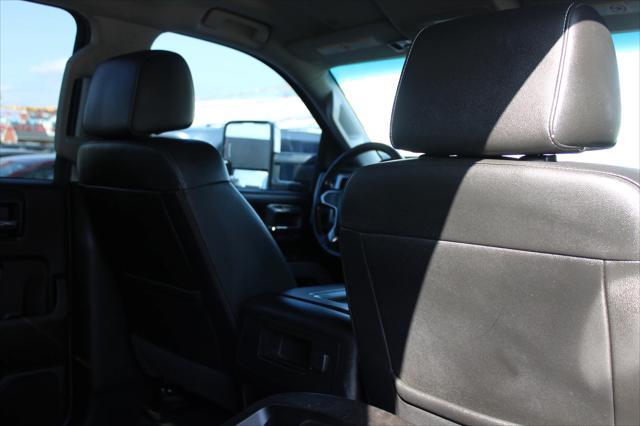 Photo of 2018 Deep Ocean Blue Metallic Chevrolet Silverado 2500