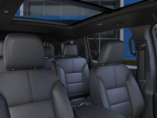 Photo of 2025 Mosaic Black Metallic Chevrolet Traverse