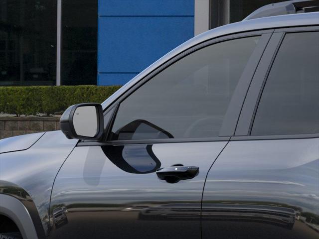 Photo of 2025 Mosaic Black Metallic Chevrolet Equinox