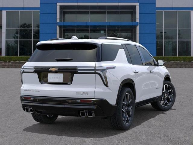 Photo of 2026 Polar White Tricoat Chevrolet Traverse