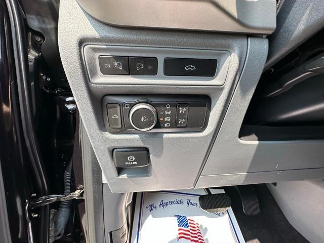 Photo of 2021 Black Ford F-150