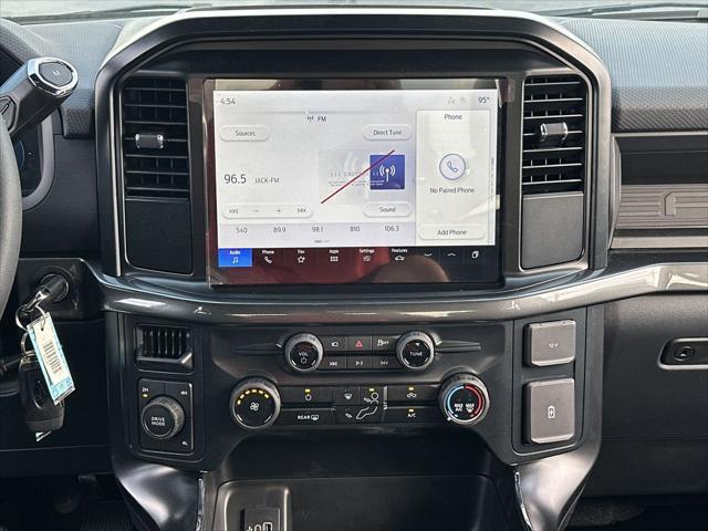 Photo of 2025 Oxford White Ford F-150