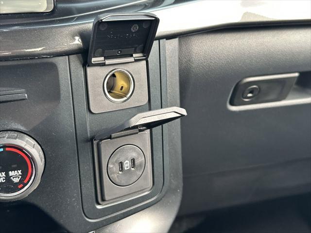 Photo of 2025 Oxford White Ford F-150
