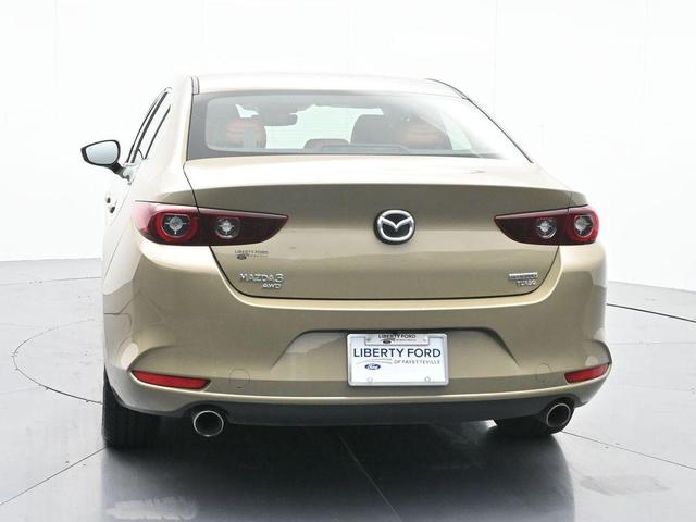Photo of 2024 Zircon Sand Metallic Mazda Mazda3