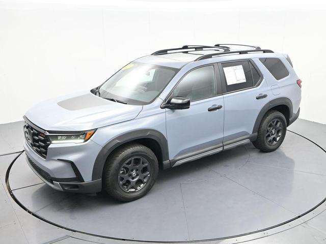 Photo of 2023 Diffused Sky Pearl Honda Pilot