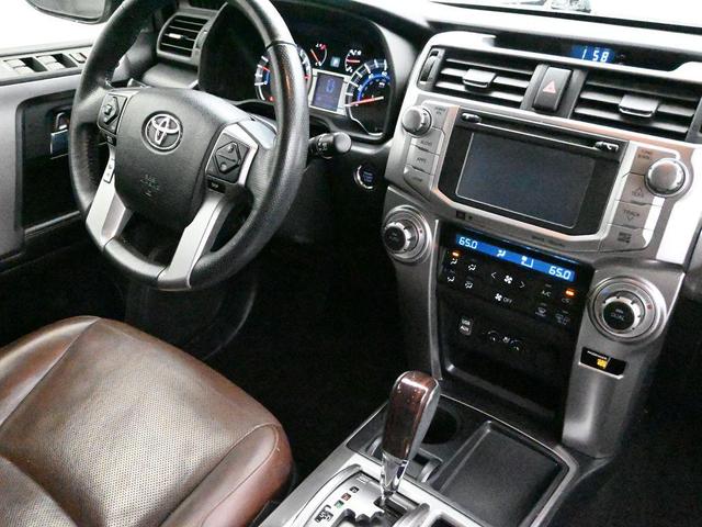 Photo of 2017 Classic Silver Metallic Toyota 4Runner