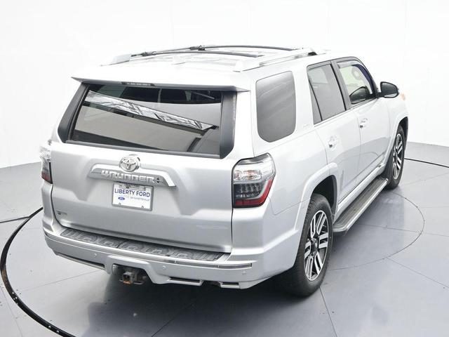 Photo of 2017 Classic Silver Metallic Toyota 4Runner