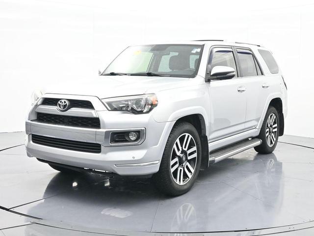 Photo of 2017 Classic Silver Metallic Toyota 4Runner