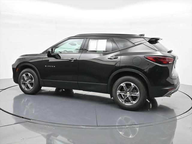 Photo of 2023 Black Chevrolet Blazer