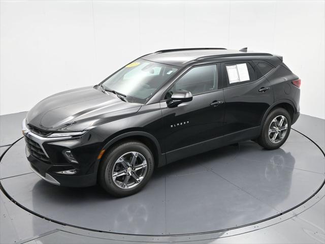 Photo of 2023 Black Chevrolet Blazer