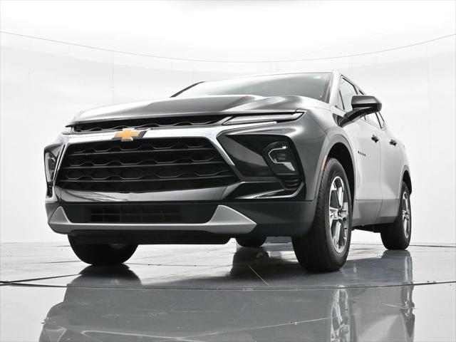 Photo of 2023 Black Chevrolet Blazer