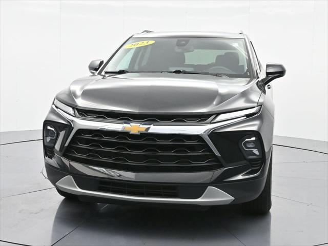 Photo of 2023 Black Chevrolet Blazer