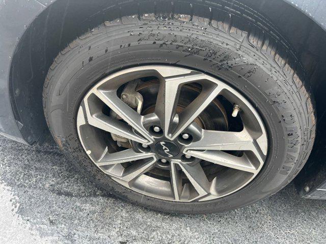 Photo of 2023 Gravity Gray Kia Forte