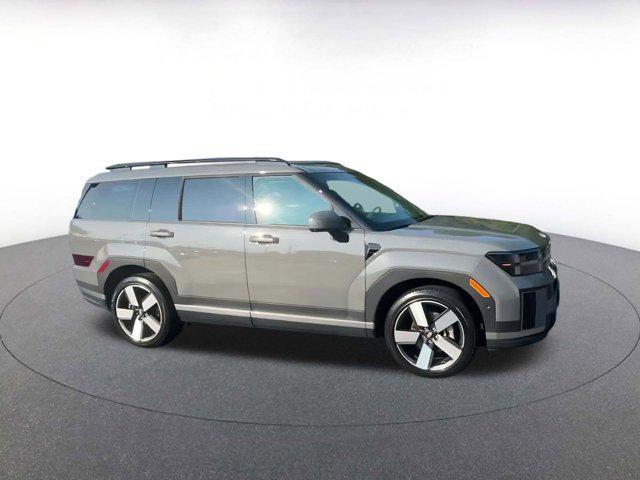 Photo of 2024 Hampton Gray Hyundai SANTA FE
