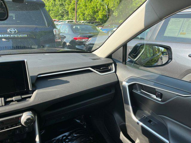 Photo of 2024 Midnight Black Metallic Toyota RAV4