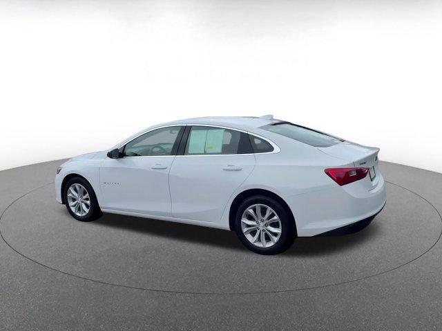Photo of 2024 Summit White Chevrolet Malibu